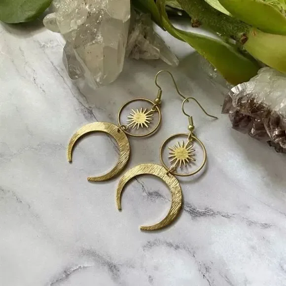 ☀️Brushed Brass Sun and Moon Celestial Earrings🌙 - Picture 2 of 5